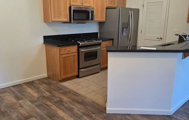Idlewild Park Apartment for Rent!