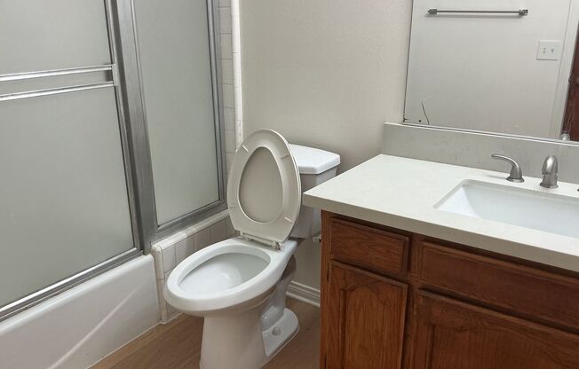 2 beds, 2 baths, 1,300 sqft, $2,850, Unit 235