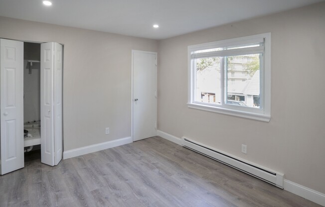 1 bed, 1 bath, 800 sqft, $2,300, Unit 2