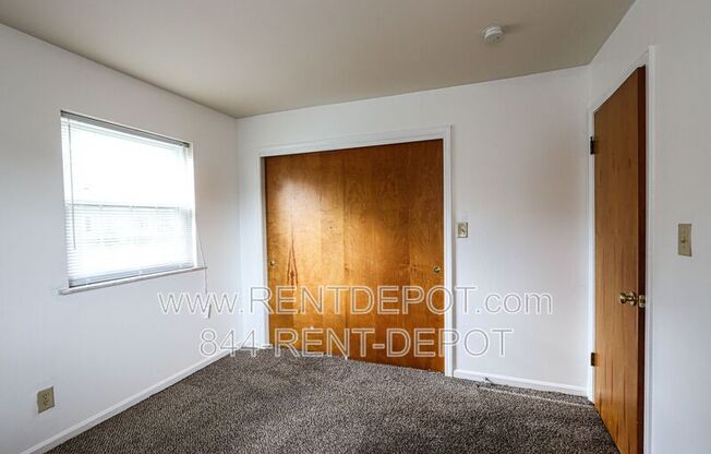 2821 RAVENSWOOD DR
