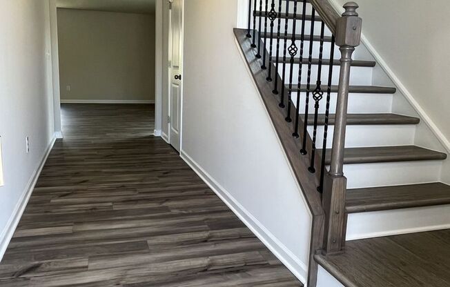 Brand New 4 Bed Home in University Area