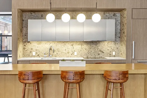 Studio, 1 bath, $4,895, Unit 18G