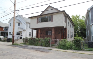 41 CHAPMAN ST