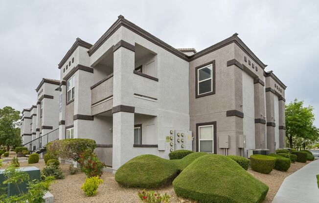 SW!! 2 Bedroom 2 Bath 2nd floor Condo!!! One Car Garage and One car Carport!! Gated!! Community Pool!! Spa!! Clubhouse!!