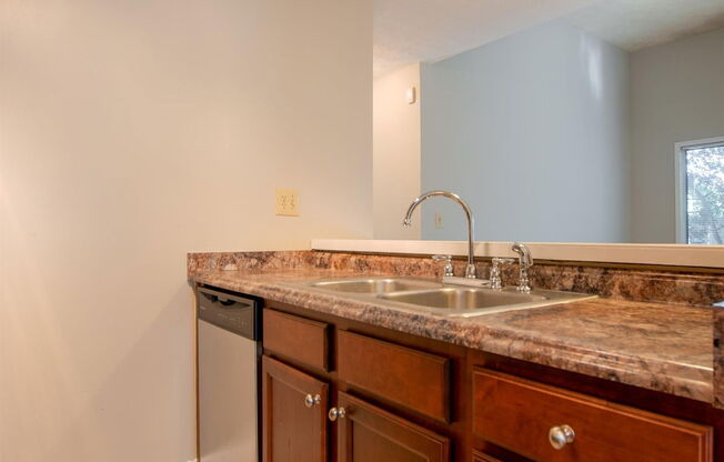 2 beds, 1.5 baths, 850 sqft, $1,650, Unit C3