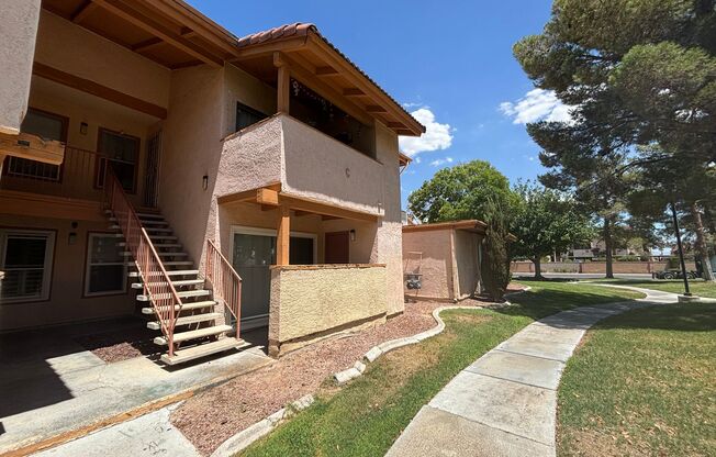 Fully Furnished 1Bed/1Bath Condo in Central Las Vegas Near UNLV