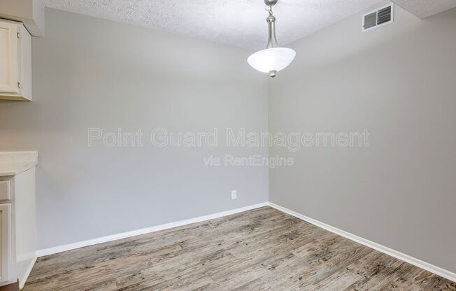 1407 BUCK DR