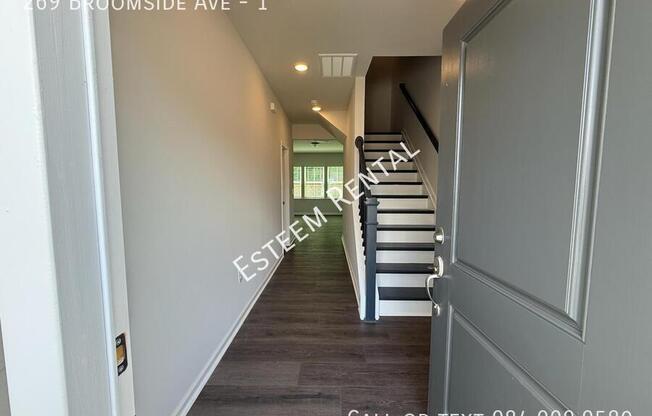 269 BROOMSIDE AVE