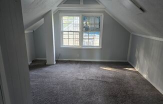 3 beds, 1 bath, $1,200