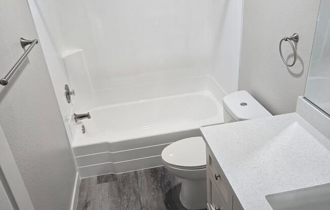 1 bed, 1 bath, 800 sqft, $2,375, Unit 1T