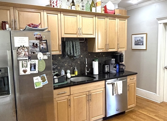 180 Boston St Unit 3