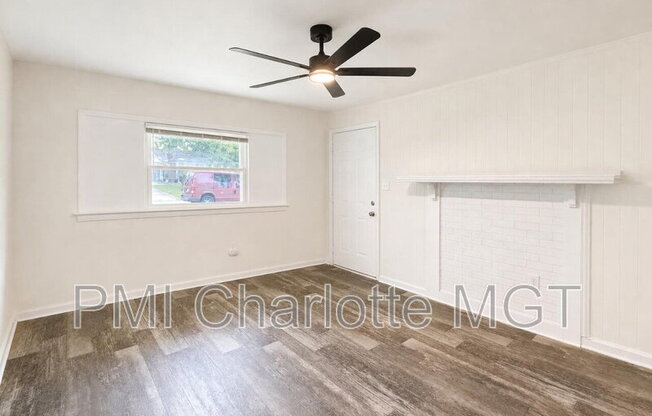 318 BARRYMORE DR