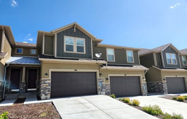 Perfectly Located Wasatch Spring Townhome