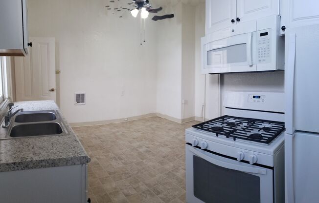 1 bed, 1 bath, 480 sqft, $1,850, Unit 01