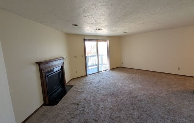 2 beds, 2 baths, 1,029 sqft, $1,209, Unit 2970-095
