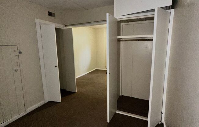 Studio, 1 bath, $1,250, Unit 7