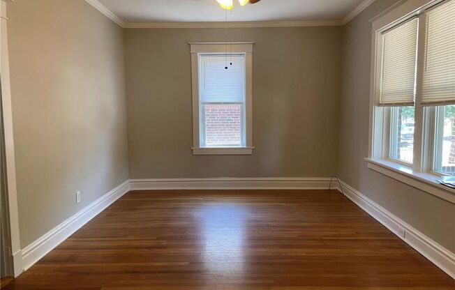 Open floor plan in ideal south city location
