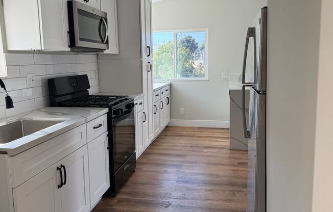 2774 - 2780.5 Vista Way