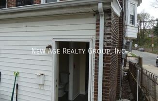 399 Hermitage Street