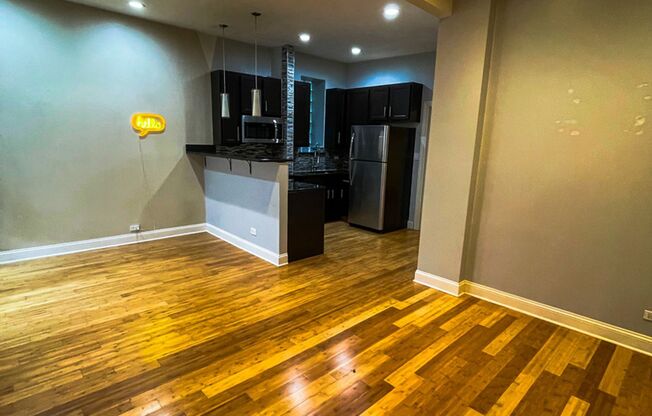 2152 W Division St #1R Chicago IL 60622