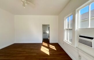 1 bed, 1 bath, 448 sqft, $1,250, Unit E3