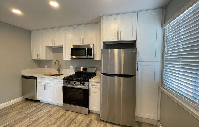 48 1/2 PARK BLVD