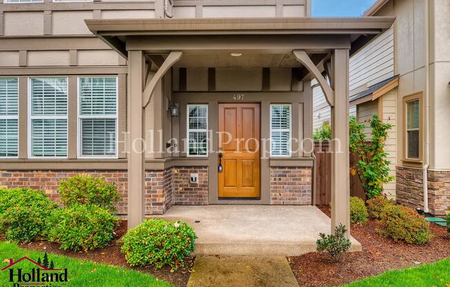 Gorgeous 4-Bedroom Home Near Nike & Intel – Prime Location & Natural Light!