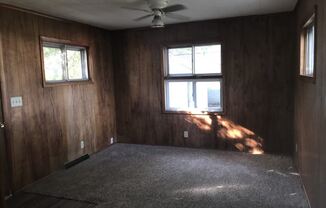 1730 Mansfield Rd.