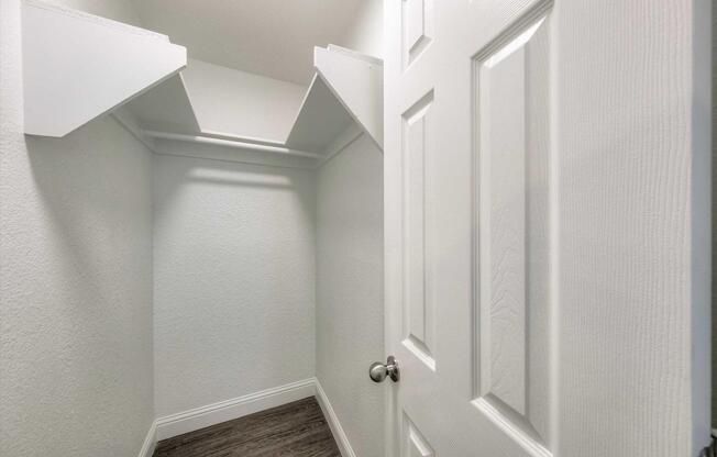 Small Wraparound Closet.jpg
