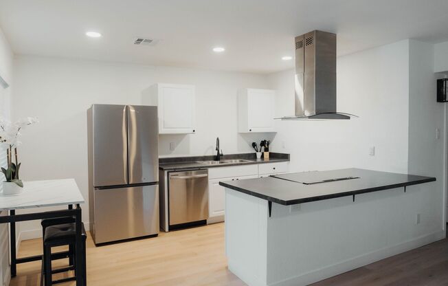 Furnished 2x2 Home, Move In Ready