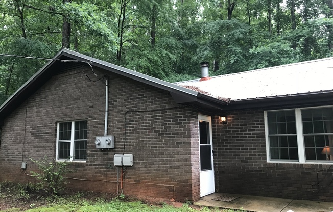 2 BEDROOM DUPLEX- WESTSIDE ATHENS