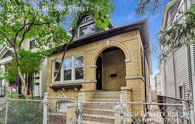 1521 West Nelson Street