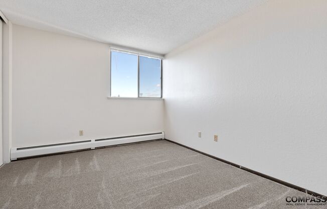 1 bed, 1 bath, 709 sqft, $1,045, Unit 2214-319