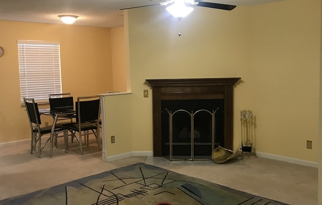 Knoxville, 2 bedroom, 2 bath condo with wood burning fireplace - Call Debra Johnson (865) 591-8281