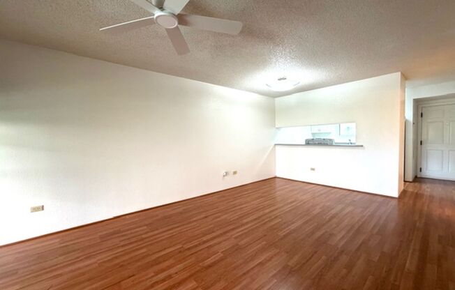 2 Bedroom, 2 Bathroom, 2 Parking, Salt Lake (Country Club Village)