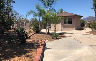 Private Beautiful Yurt Studio - home in Fletcher Hills