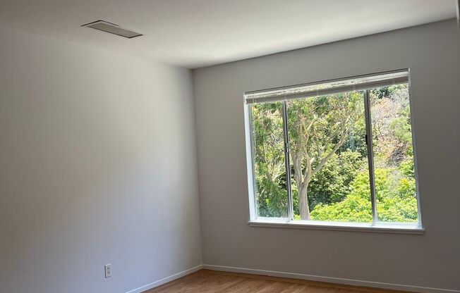 Daly City Home 4Bed 2 Ba