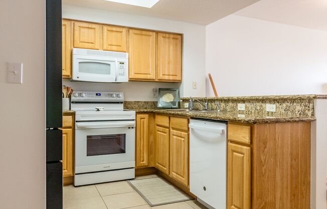 2 beds, 2 baths, $2,300