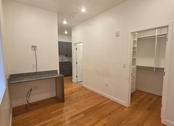 Studio, 1 bath, $1,495, Unit 206