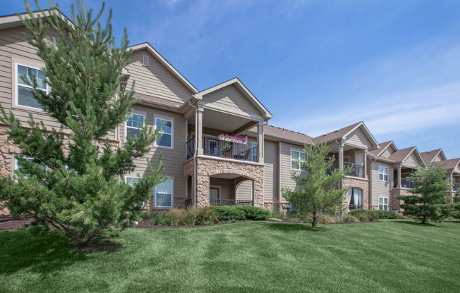 Exterior View at Stonepost Ranch, Overland Park, 66221