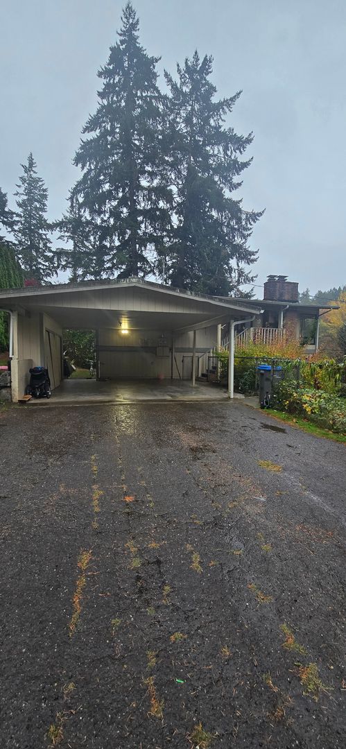 Charming 3 Bedroom with water view