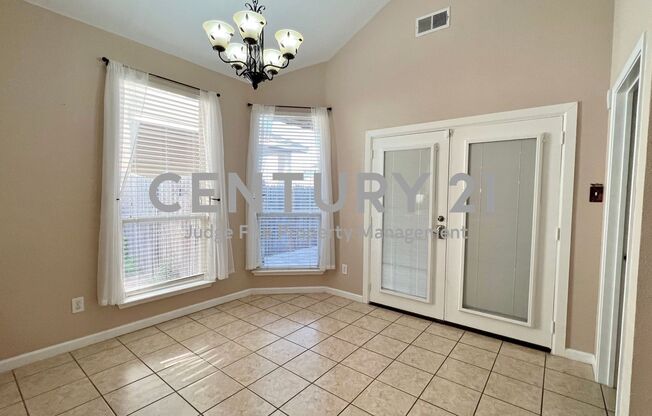 Nice 3/2/2 in White Settlement ISD For Rent!