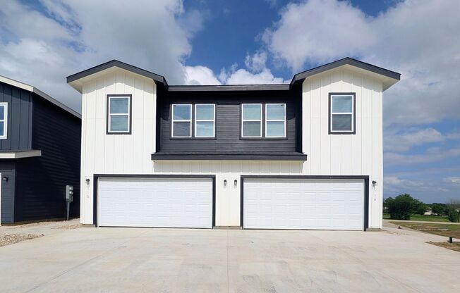 Brand New Duplex in New East Parks Community