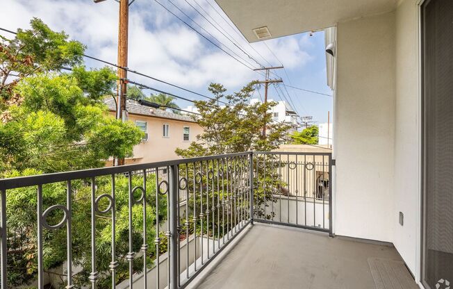 2 beds, 2 baths, 1,299 sqft, $4,495, Unit 303