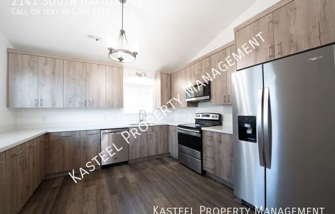 2141 S DAKOTA AVE