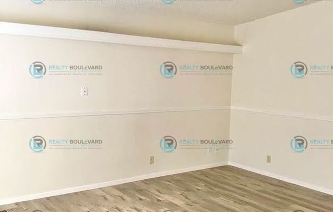 3BR/2BA Single-Story with Backyard, RV Parking, 2 car garage, close to UNR!