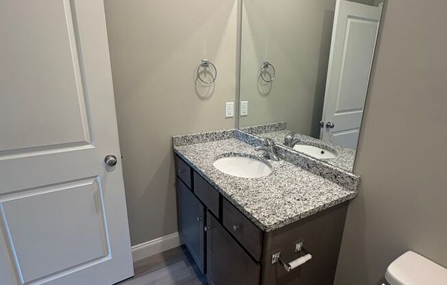 1 bed, 1 bath, 650 sqft, $775, Unit 224