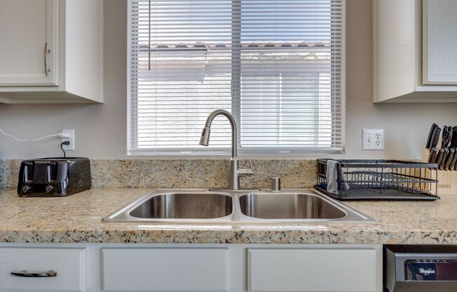 Charming Single-Story Home Near Silverado Ranch – No HOA, Prime Location!