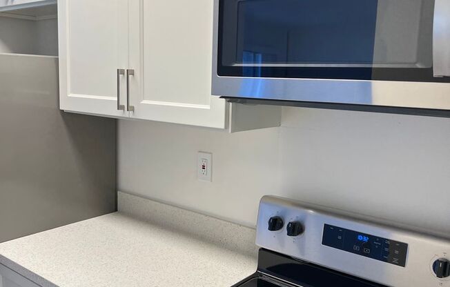 1 bed, 1 bath, $2,550, Unit 304