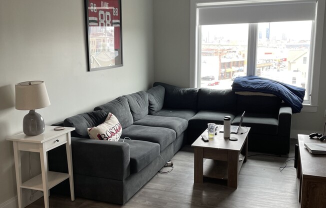 2 beds, 2 baths, 924 sqft, $4,050, Unit 406